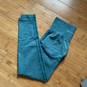 NVGTN Contour Seamless Forest Green